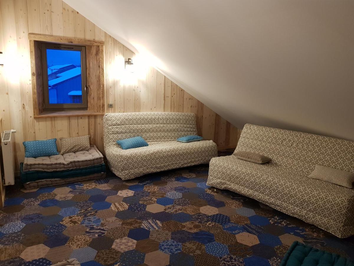 La Pause O Logis Hotel Saint-Laurent-du-Jura Buitenkant foto